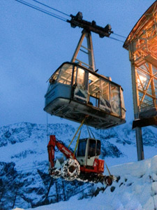 Jean-Marc Baz pelles araignées en montagne