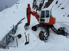 Jean-Marc Baz pelles araignées en montagne