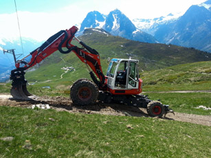 Jean-Marc Baz pelles araignées en montagne